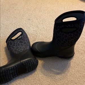 Bogs waterproof boots kids size 3